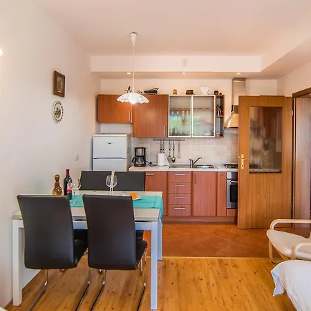 Apartment Nono With Shared Pool *